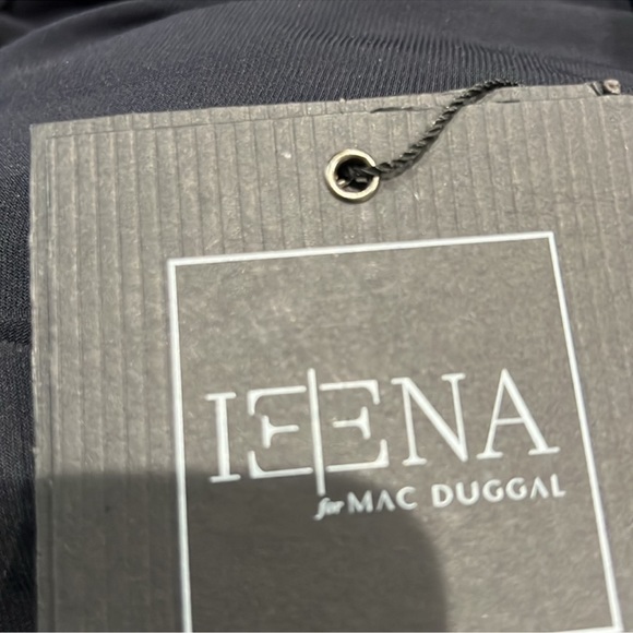 #136. IEENA for MAC DUGGAL gown. Size 2. NWT - Picture 6 of 7